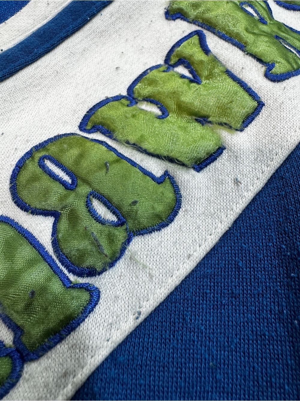 Seattle Seahawks Vintage 80s Starter Sweatshirt - NFL Football Sweater - Picture 3 of 11